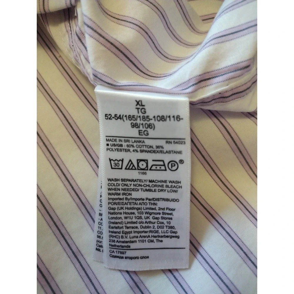 Banana Republic republic down features